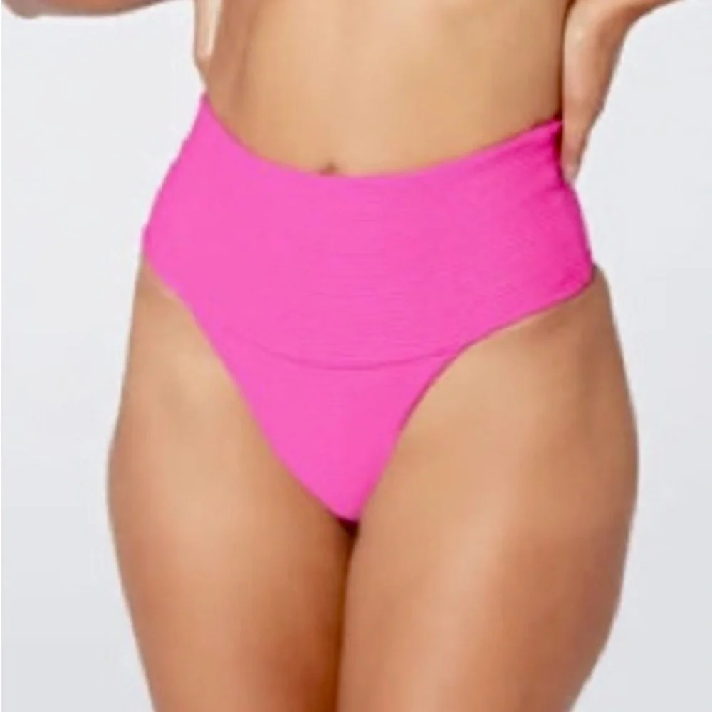L*SPACE Desi Ribbed Bikini bottoms | bougainvillea pink | revolve bikini